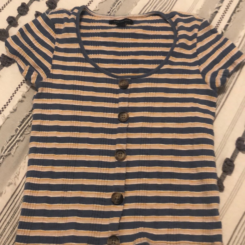 american eagle top/ for teens